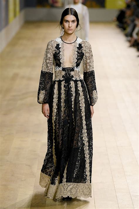 vestidos dior 2023